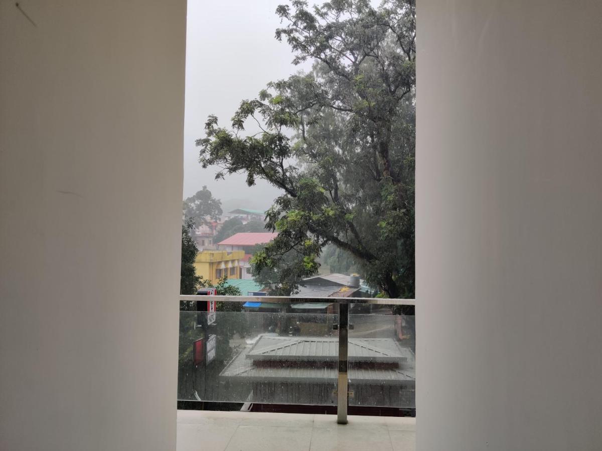 Abuzz Oxfordcaps Imperial Heights Mussoorie Dehradun Hostel ภายนอก รูปภาพ