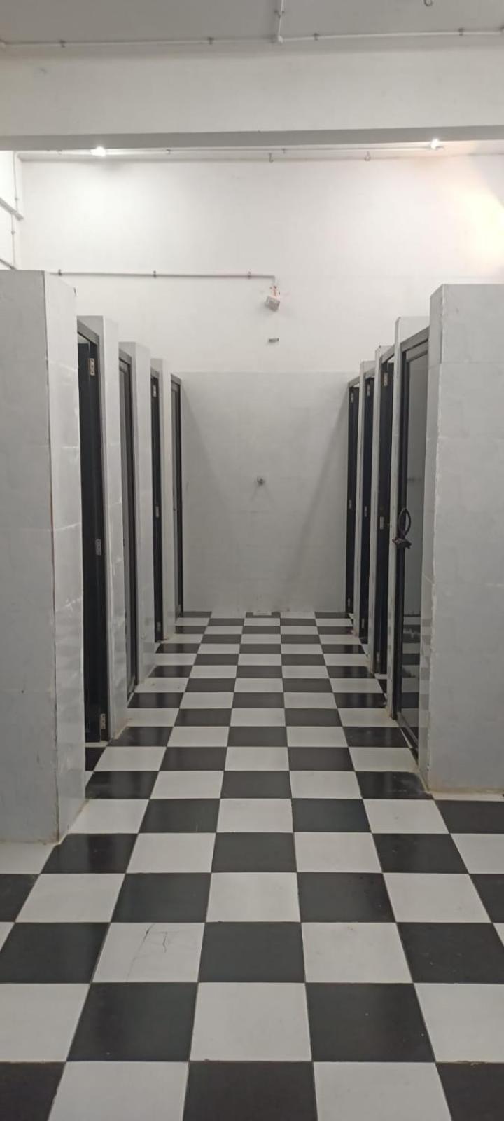 Abuzz Oxfordcaps Imperial Heights Mussoorie Dehradun Hostel ภายนอก รูปภาพ